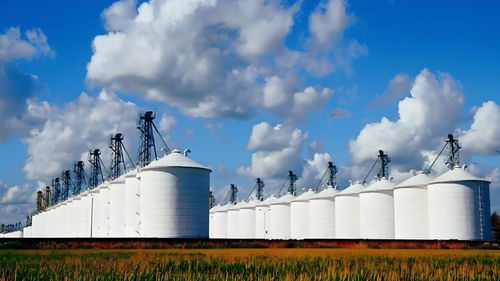 輻射制冷材料 開啟糧倉綠色儲糧新篇章